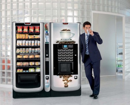 Незаконные кофейные автоматы обнаружила налоговая инспекция в Витебске