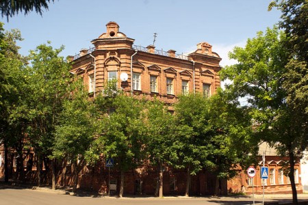 На адным са старых будынкаў у Віцебску ахоўная дошка з памылкай. Фота Сержука Серабро