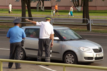 Вдоль Московского проспекта в Витебске запретили парковать автомобили. Фото Сергея Серебро