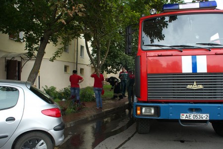 Пожар в кафе «Planeta burger» в Витебске. Фото Сергея Серебро