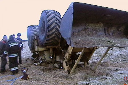 В Верхнедвинском районе тракторист погиб в силосной яме. Фото МЧС