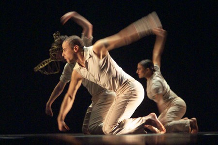 IFMC в Витебске начался с «Цербера» «Fresco Dance Company». Фото Сергея Серебро