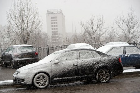 Зима вступает в свои права — на Витебск обрушился снегопад. Фото Сергея Серебро