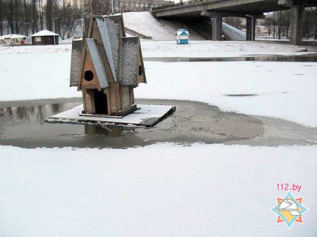 В Витебске прохожий спас тонущего на Витьбе ребенка. Фото МЧС