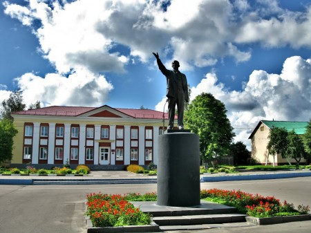 Памятник Ленину в Городке. Фото Slаvа2 / panoramio.com