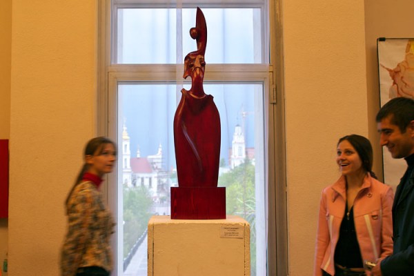 Экспозиция конкурса «Арт-Сессия» в 2008 году. Фото Сергея Серебро