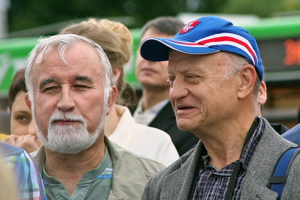 Гараджане чакаюць адкрыцця помніка князю Альгерду ў Віцебску.Фота Сержука Серабро