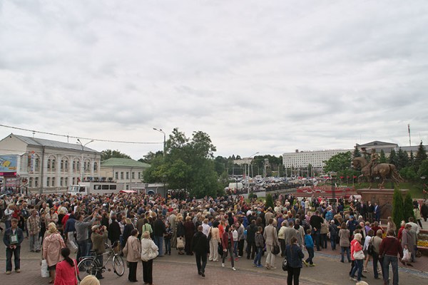 Помнік князю Альгерду ў Віцебску адкрыты. Фота Сержука Серабро