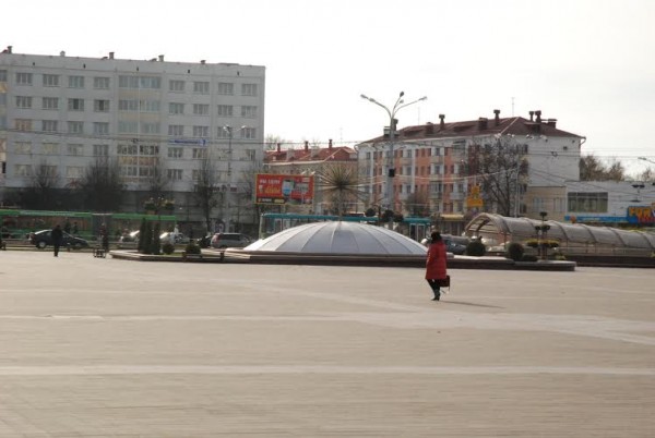 Віцебскія фантаны “засынаюць” да вясны. Фота Барбары Церашковай