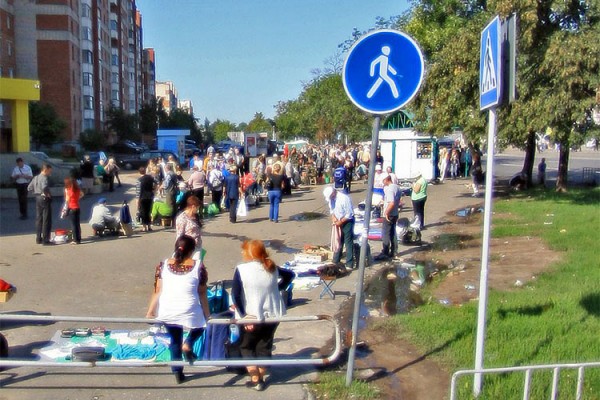 Блошиный рынок в Витебске. Фото Яндекс.Панорамы, 2012 год