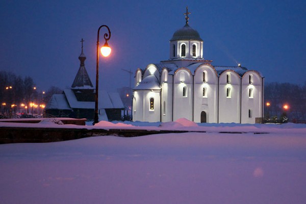 Очередной снежный рекорд побит в Витебске. Фото Сергея Серебро