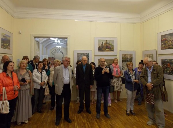 В Витебске открылась новая выставка Феликса Гумена «Память». Фото Георгия Корженевского