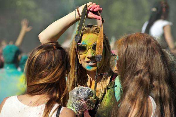 Фестиваль красок Холи в Витебске. Фото Сергея Серебро