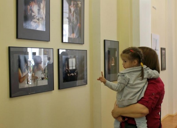 Открытие фотовыставки «100 Мадонн» Сергея Воронина в Витебском областном художественном музее. Фото Юрия Шепелева