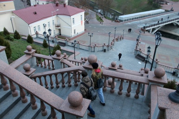 В Витебске разрушается лестница на Успенскую горку. Фото Юрия Шепелева