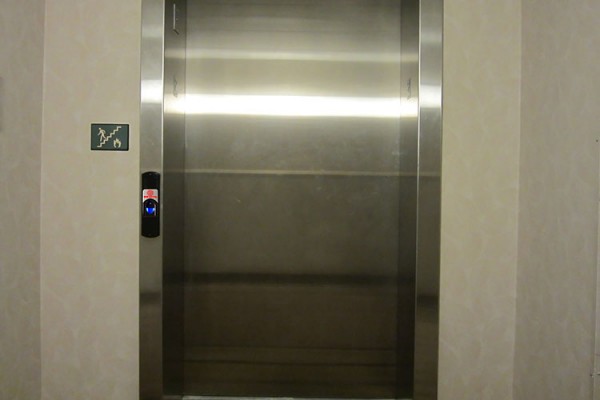 В Витебске встроили сканер отпечатков пальцев в кнопку вызова лифта. Courtesy photo