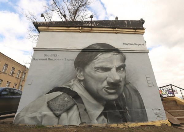 Витебские художники нарисовали в Санкт-Петербурге граффити с портретом прапорщика Задова. Фото «HoodGraff»