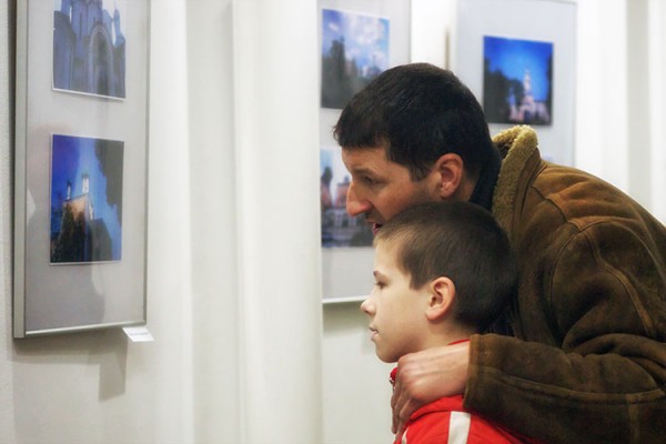 В Витебске открылась выставка фотографа-аутиста «Я вижу мир таким». Фото Сергея Серебро