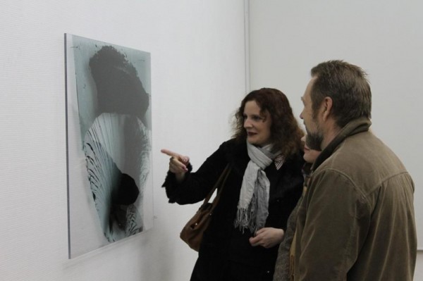 В Витебске открылась выставка концептуального искусства «NEFT_Ь». Фото Юрия Шепелева