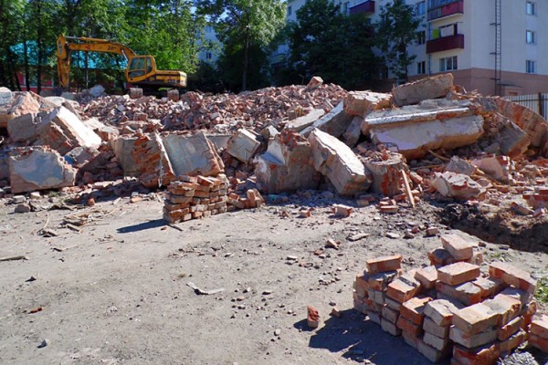 В Витебске снесли очередное старое здание. Фото Юрия Шепелева