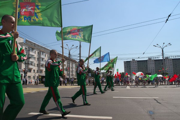 Урачыстасці з нагоды Дня незалежнасці ў Віцебску прайшлі пад знакам Пагоні. Фота Сержука Серабро