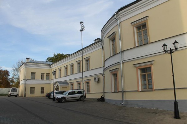В Витебске треснуло построенное в 1803 году здание. Фото Юрия Шепелева