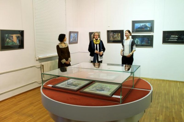 В Витебске открылась персональная выставка Екатерины Мясниковой. Фото Юрия Шепелева