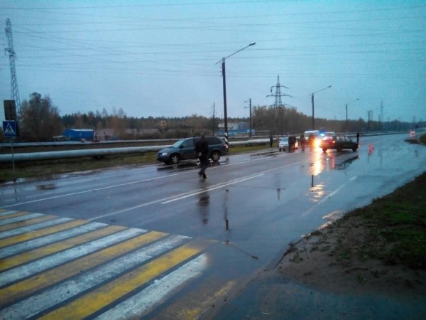 В Новополоцке «лихач» со стажем выехал на «встречку» и на пешеходном переходе задавил школьницу, а еще двух человек травмировал. Фото СК