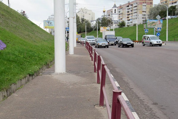 Место на проспекте Черняховского, где был остановлен Владимир Несенюк