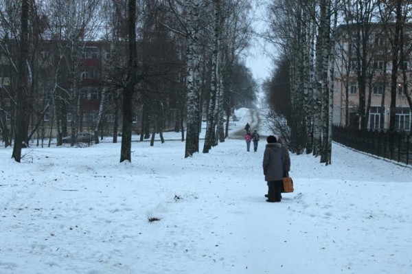 В Витебске снесли забор вокруг стройплощадки Софийского собора. Фото Юрия Шепелева