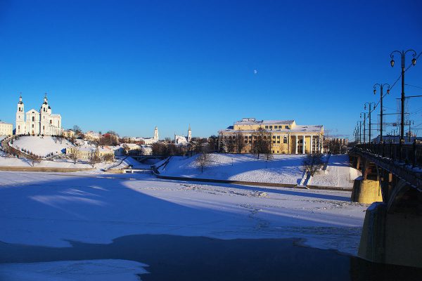 В Витебске на Двине начался ледостав. Фото Сергея Серебро