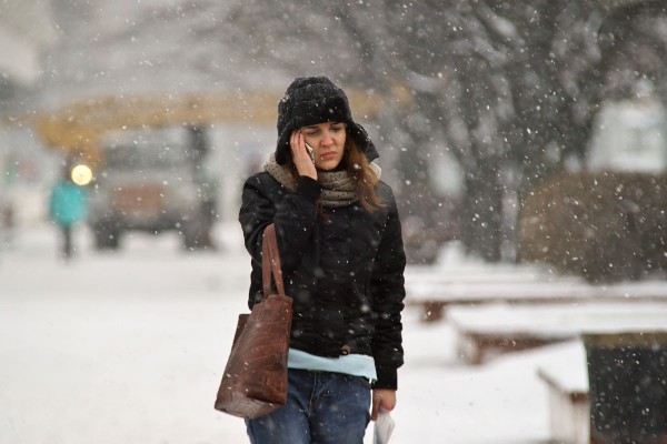 иклон Axel принес в Витебск сильный снегопад. Фото Сергея Серебро