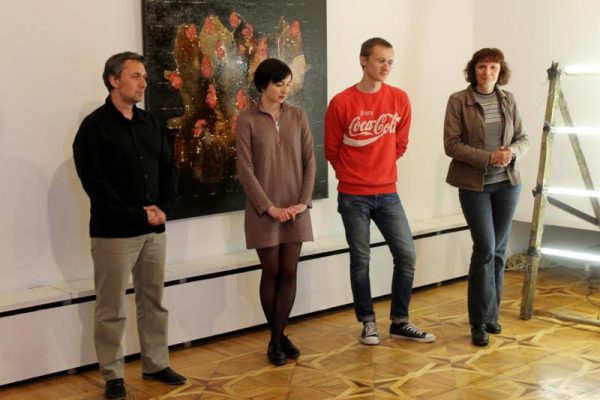 Художники из Гродно представили в Витебске выставку коммуникативного пространства. Фото Юрия Шепелева