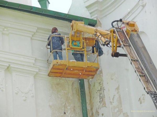 У Полацку пачалася рэстаўрацыя фасадаў Сафійскага сабора. Фота Андрэя Бухавецкага