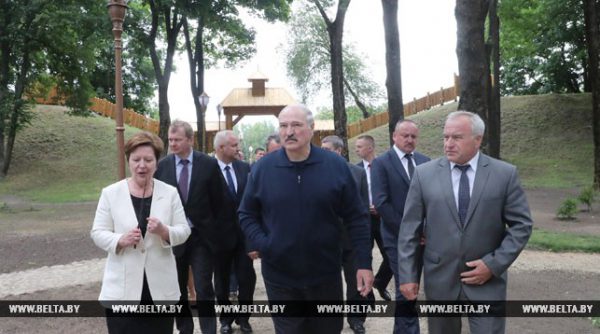 Александр Лукашенко в Копыси. Фото БелТА