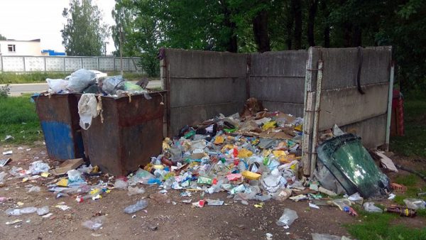 Площадкадля сбора мусора на Полярной улице
