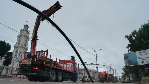 У Віцебску недалёка ад месца, дзе быў касцёл св. Антонія, пракладаюць трубаправод. Фота Сержука Серабро