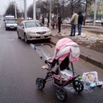 На пешеходном переходе в Витебске легковушка сбила маму с двумя детками, в отношении водителя возбуждено уголовное дело