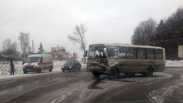 Под Витебском автобус врезался в самосвал. Фото vk.com/typical_vitebsk