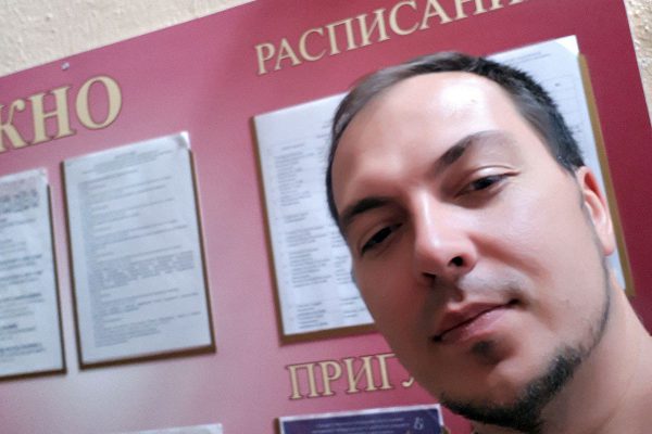 В Витебске по обвинению в педофилии задержан 38-летний педагог вокала Евгений Волков