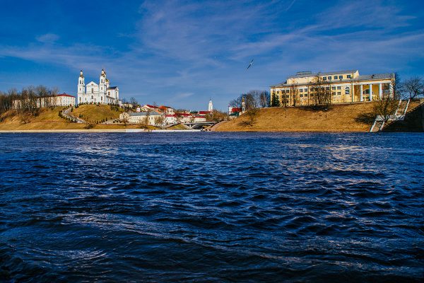 а Двине в Витебске начался паводок, уровень воды достиг 520 сантиметров относительно 0 поста. Фото Сергея Серебро