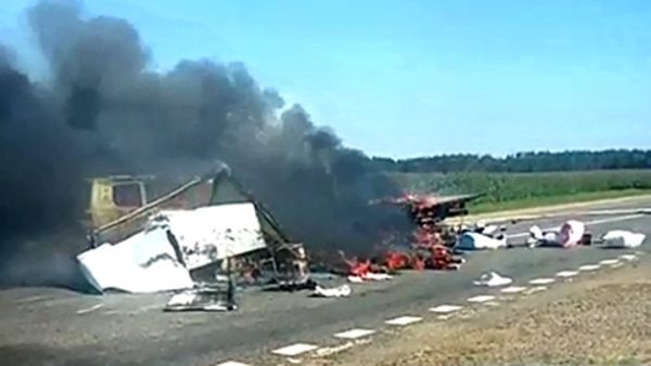 Под Оршей «Toyota Land Cruiser» протаранила «ГАЗель», обе машины загорелись, пассажирка фургона сгорела