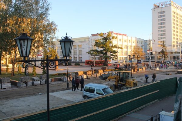Ремонтные работы на улице Пушкина в Витебске, октябрь 2018 года. Фото Юрия Шепелева