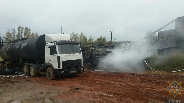 Врыв газовоздушной смеси на территории Обольского керамического завода, рабочий «Белрегионгаз» получил ожоги на 35% площади тела. Фото МЧС