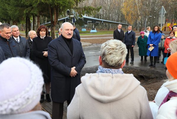 Александр Лукашенко в Болбасово. Фото president.gov.by