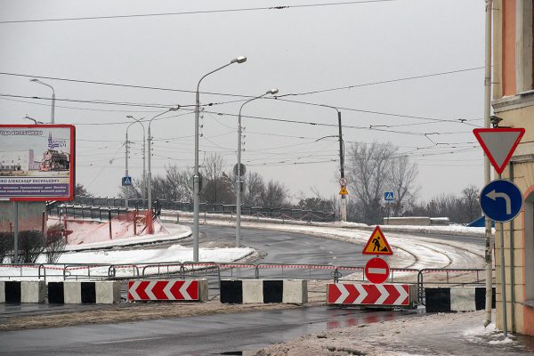 Полоцкий путепровод в Витебске закрыт. Фото Сергея Серебро