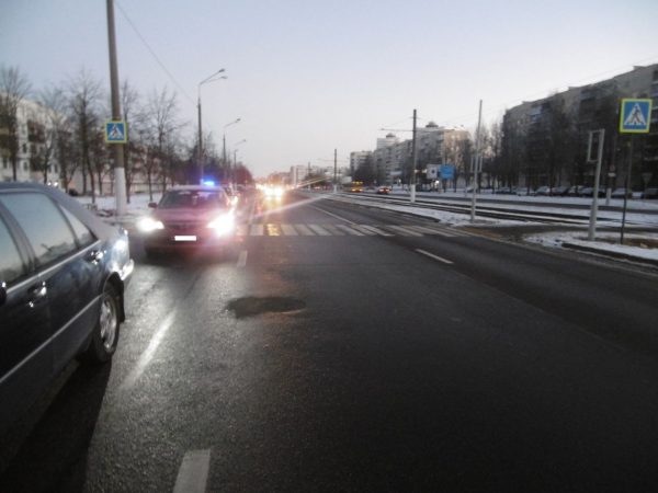 В Витебске сбили подростка на переходе, где устанавливают светофор. Фото ГАИ