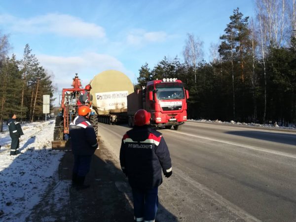 Груз для Белорусской АЭС провезли через три района Витебской области. Эксклюзивное видео. Фото Витебскэнерго