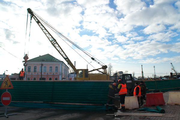 Кавардак на улице Советской Армии в Витебске после закрытия проезда на улицу Космонавтов. Фото Сергея Серебро