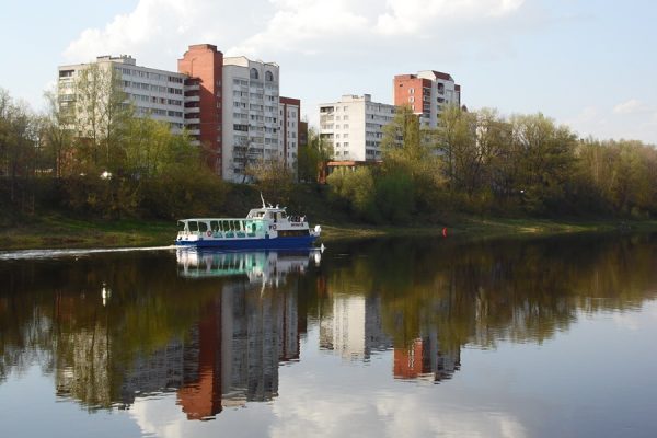 Речная навигация открылась в Витебске, уже можно покататься по Двине на теплоходе. Фото Юрия Шепелева